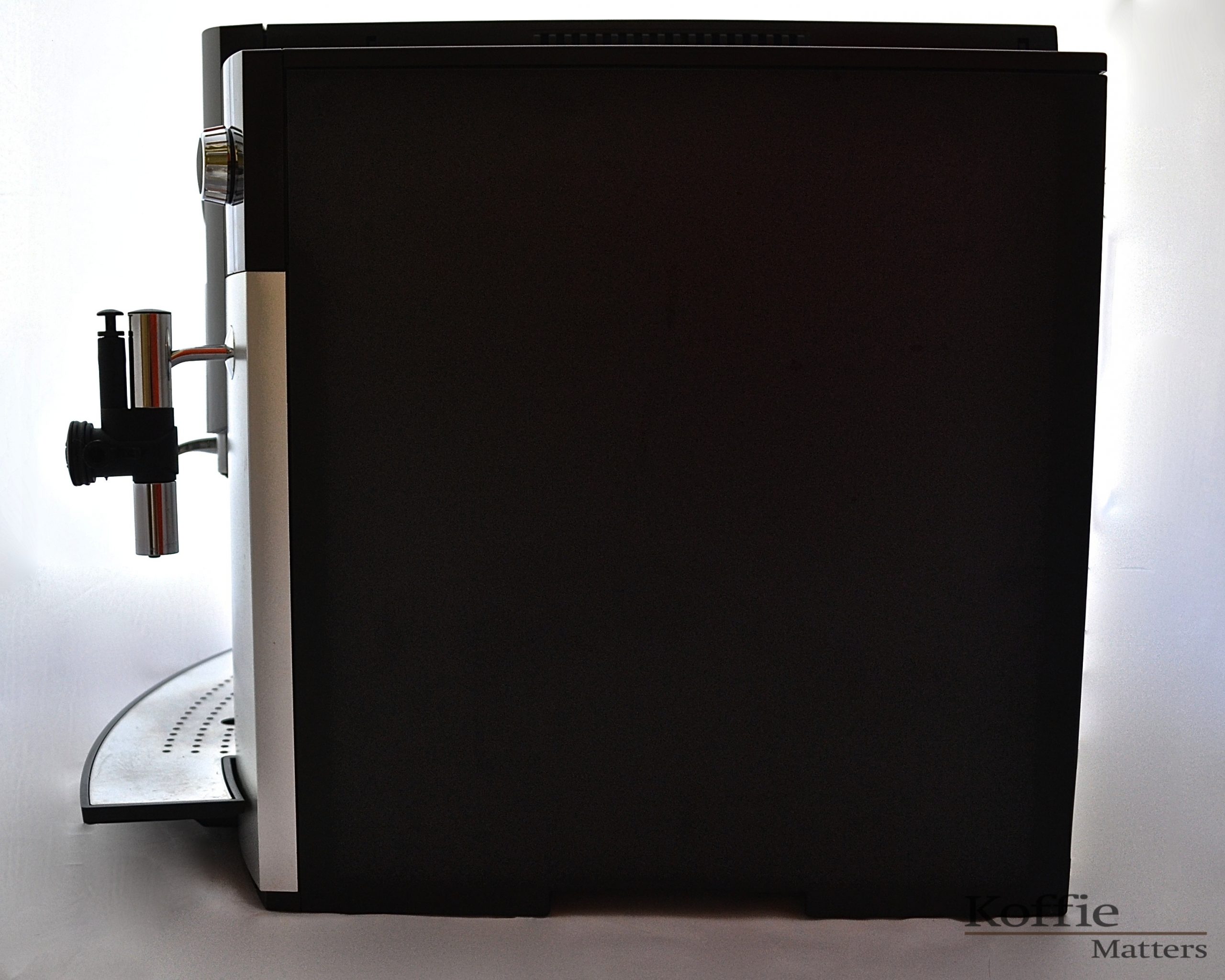 Zijkant Jura Impressa C5