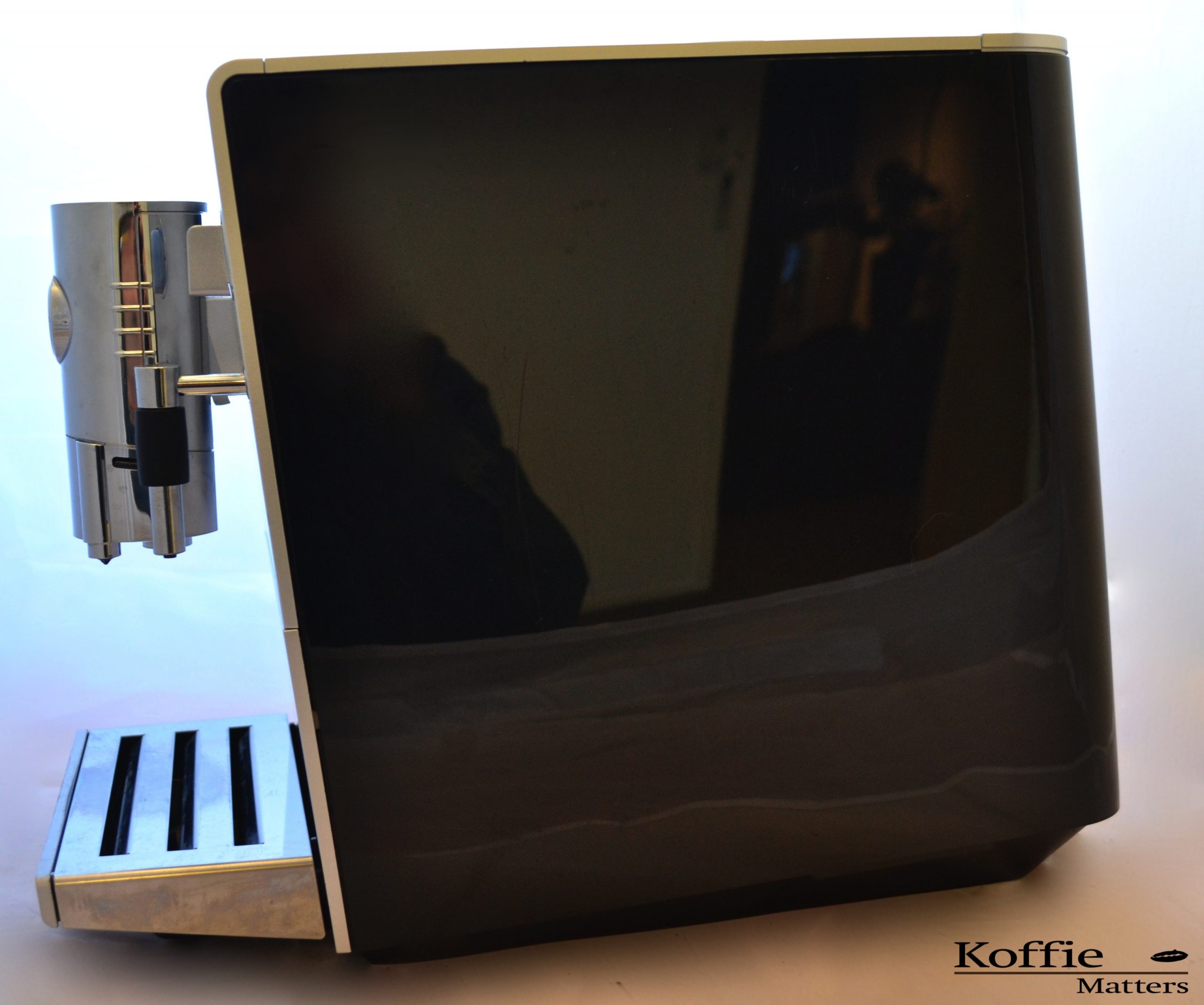 Jurra ena9 koffiemachine zijkant